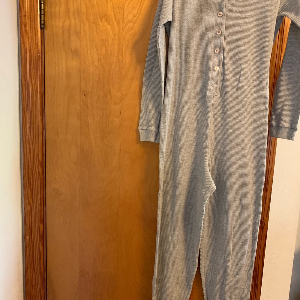 Victoria's Secret Gray Waffle Knit Top